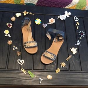 Latigo Sandals